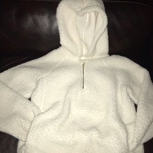 fleece pullover hoodie